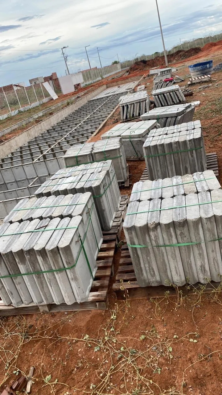 Placas pré-moldadas fornecidas para obra de cemitério, Assú/RN